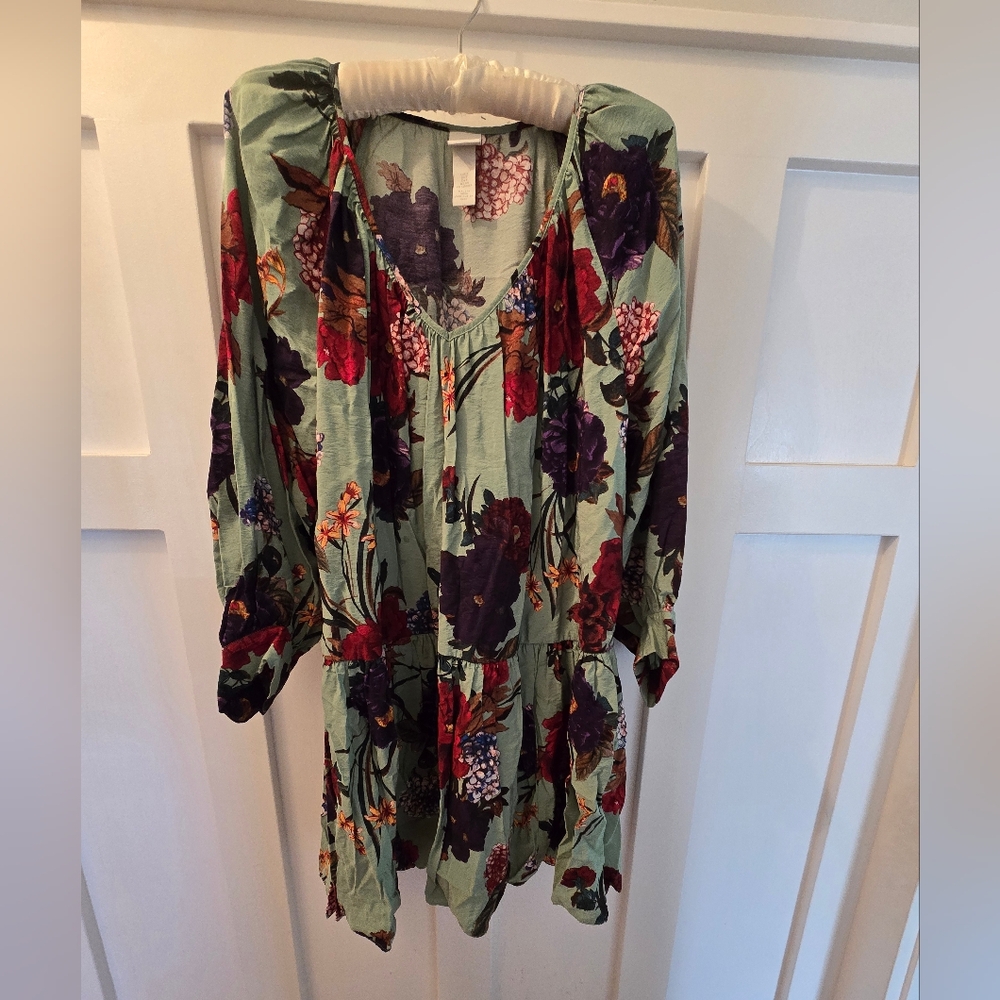 Never Worn H&M Floral Dress Small
